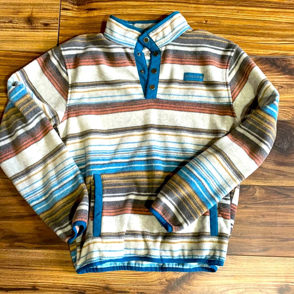 Cinch pullover kids XL but fits a women’s small